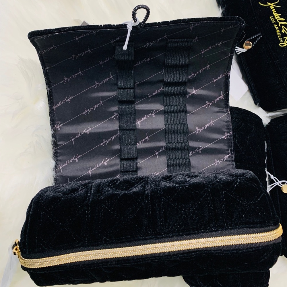 Foldover pouch - Picture 3 of 3